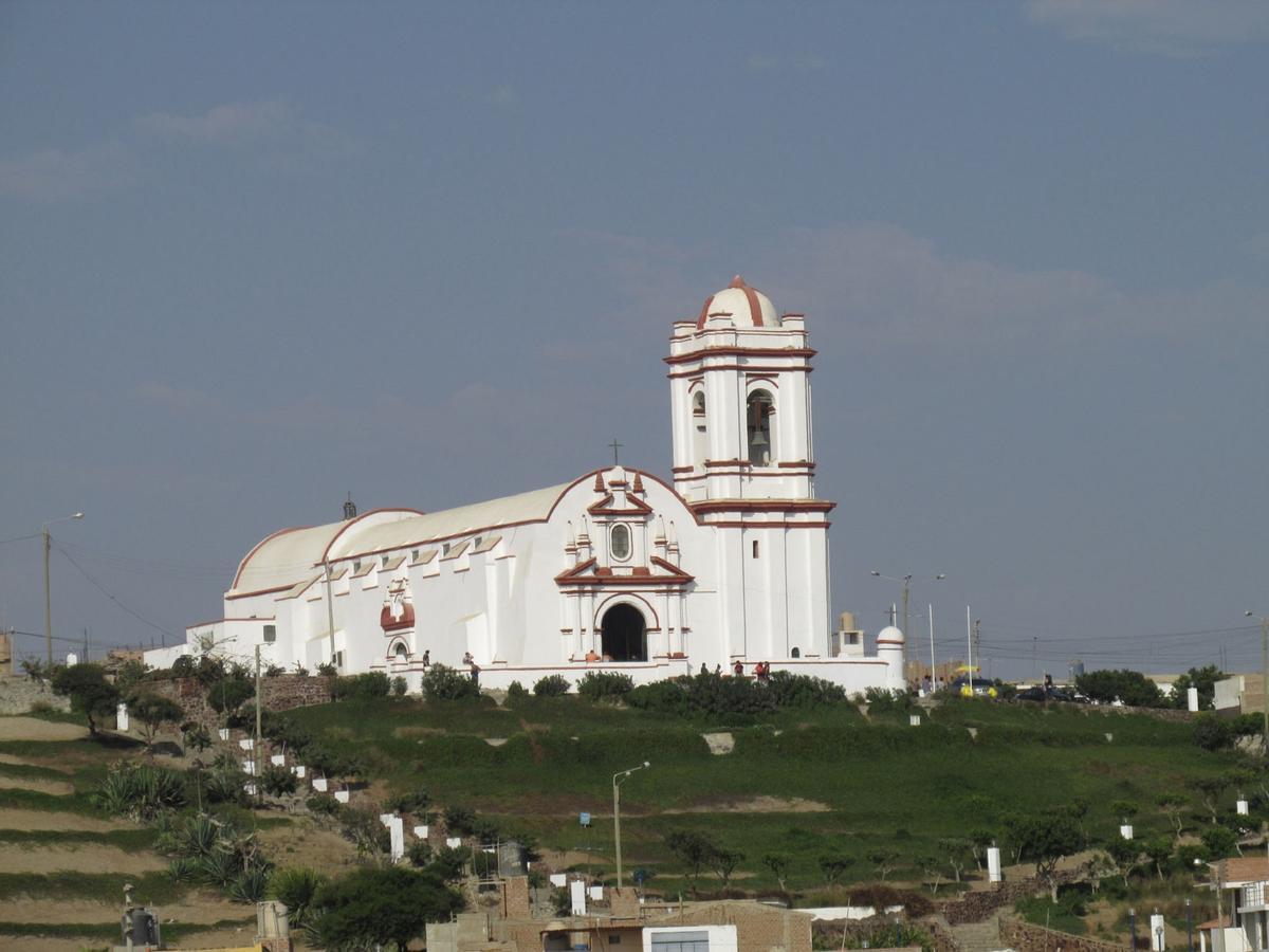 הואנצ'אקו Hotel El Sombrero מראה חיצוני תמונה